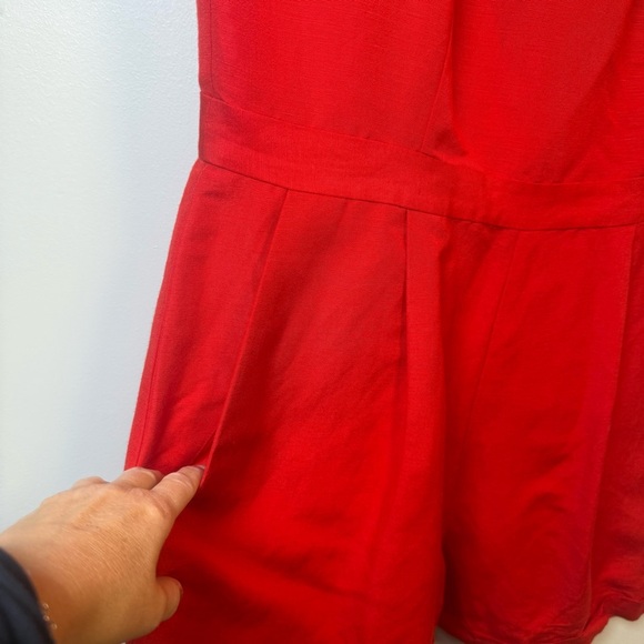 NWT Banana Republic Short Sleeve Red Linen Blend Romper Size 12 - Picture 3 of 7